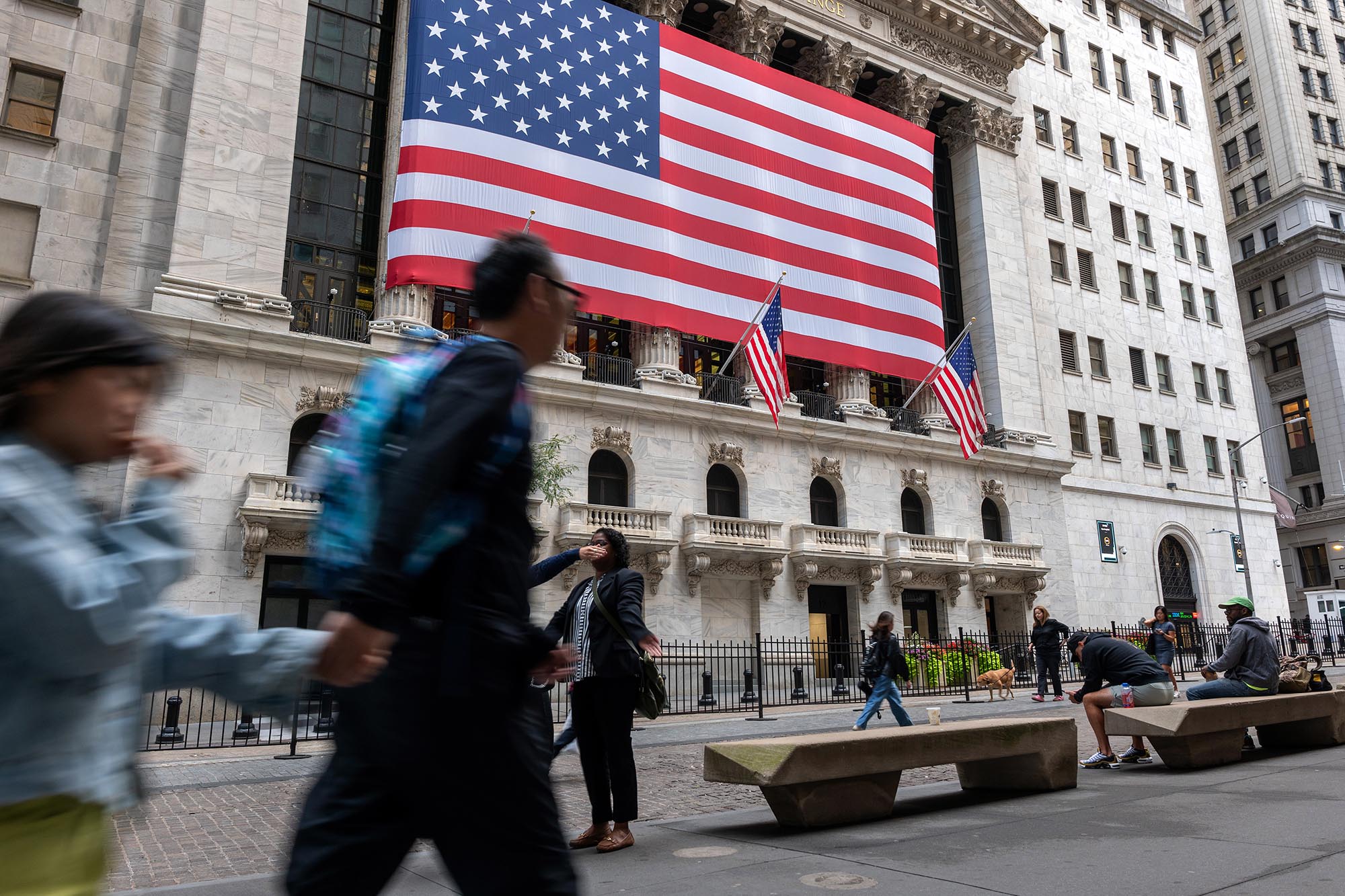 Stock market today: Wall Street climbs closer to its record high