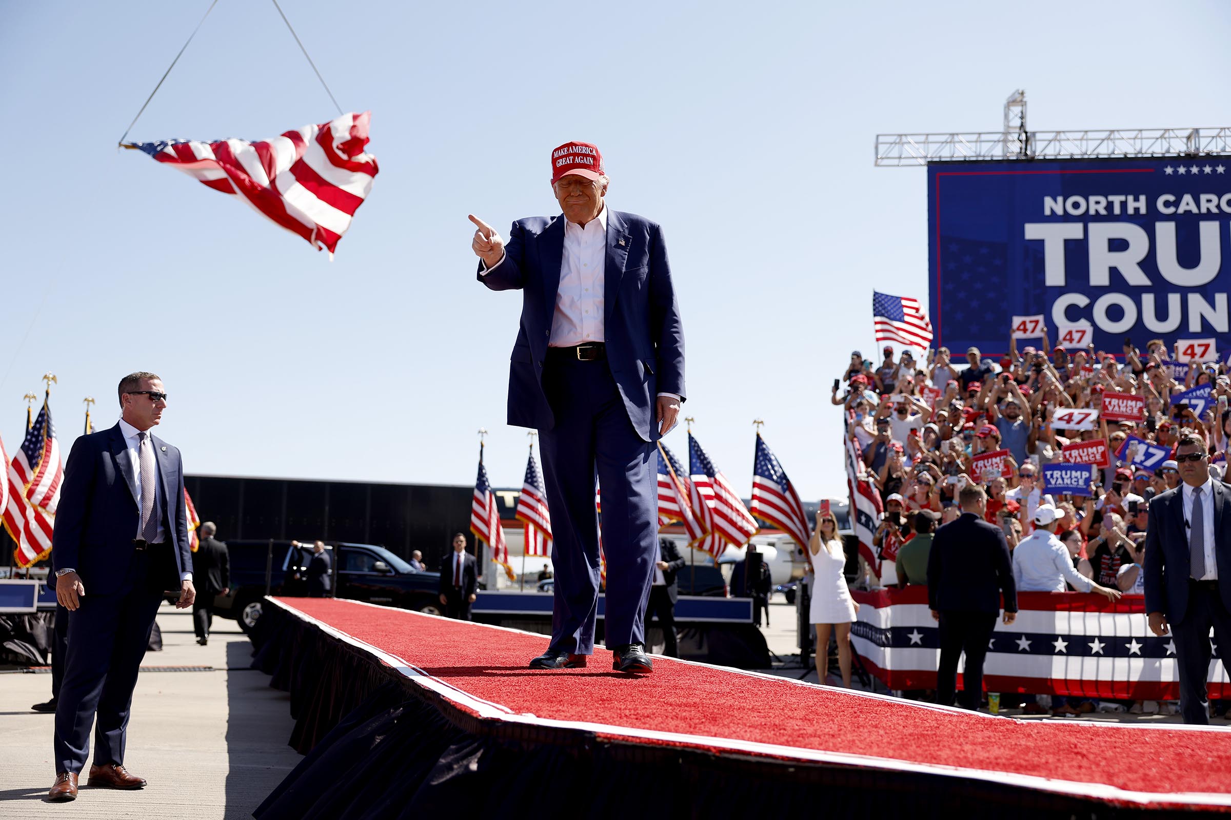 Trump appeals to women in return to North Carolina without Mark Robinson, a top in-state supporter