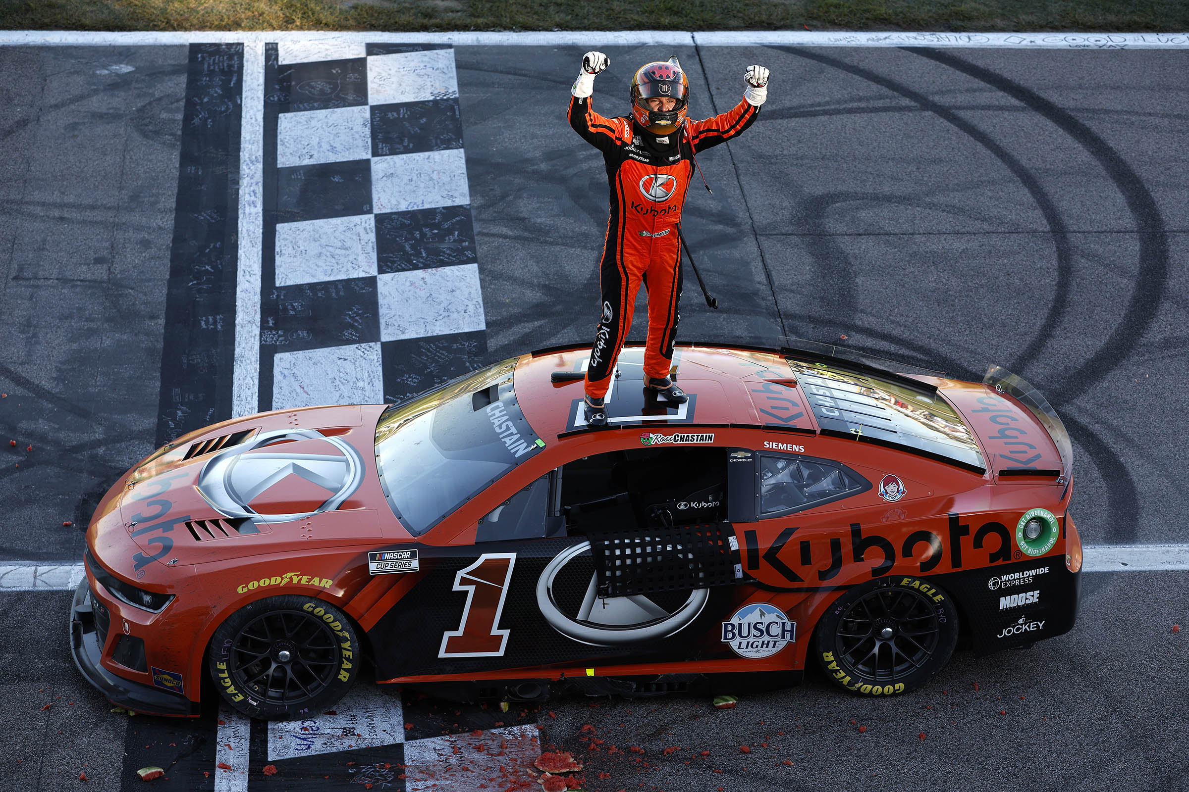 Chastain passes Truex on late restart to win NASCAR Cup Series race at Kansas Speedway