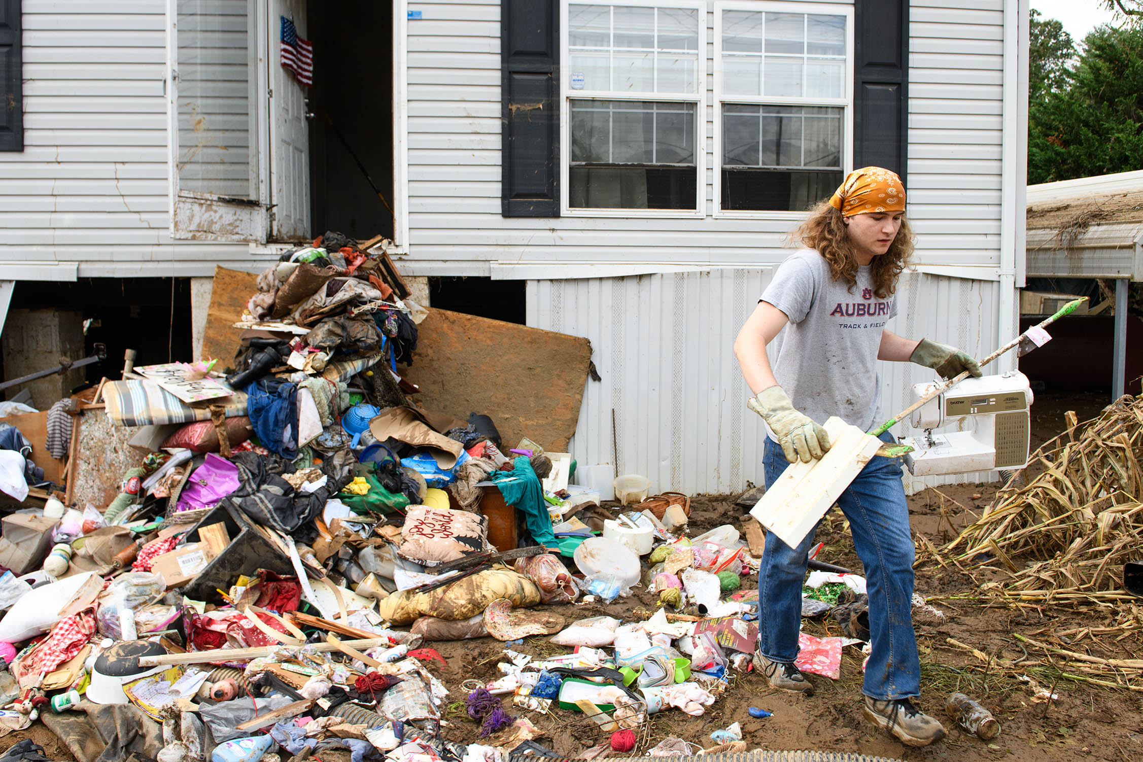 When will the power return? Weary Carolinas residents long for relief after Helene’s fury