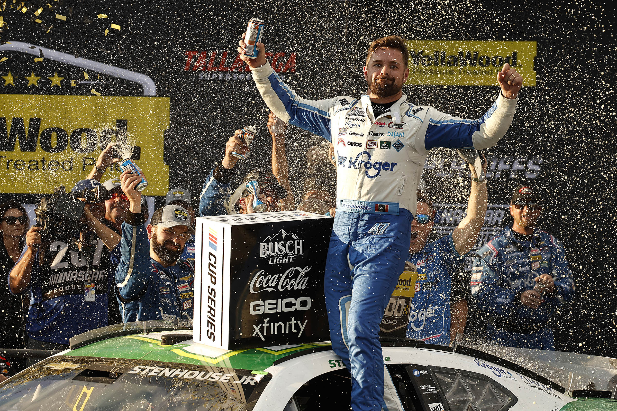 Stenhouse snaps 65-race losing streak after late crash at Talladega scrambles playoff picture