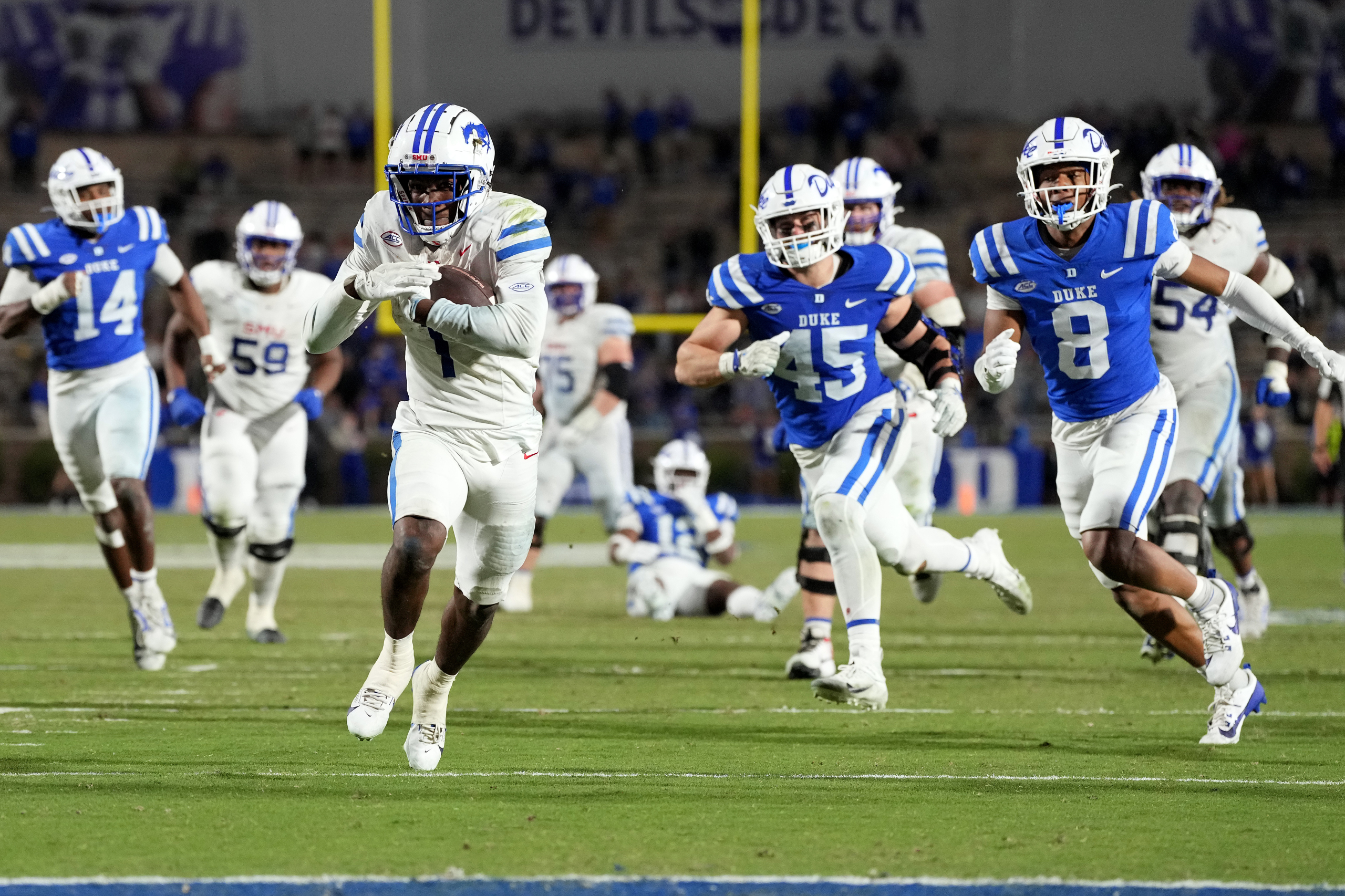 No. 22 SMU beats Duke 28-27 in overtime after Blue Devils fail to convert winning 2-point conversion