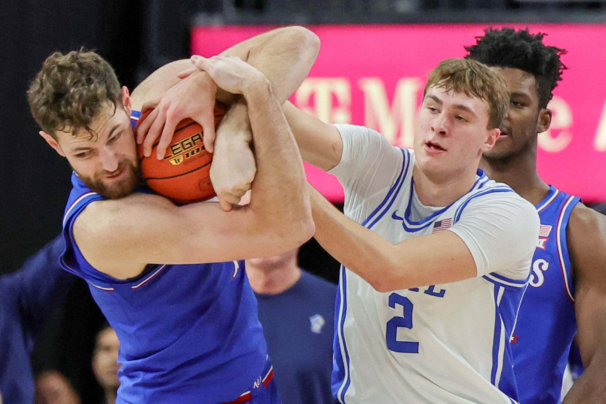 No. 1 Kansas holds off No. 11 Duke 75-72 after Dickinson ejected in the Vegas Showdown