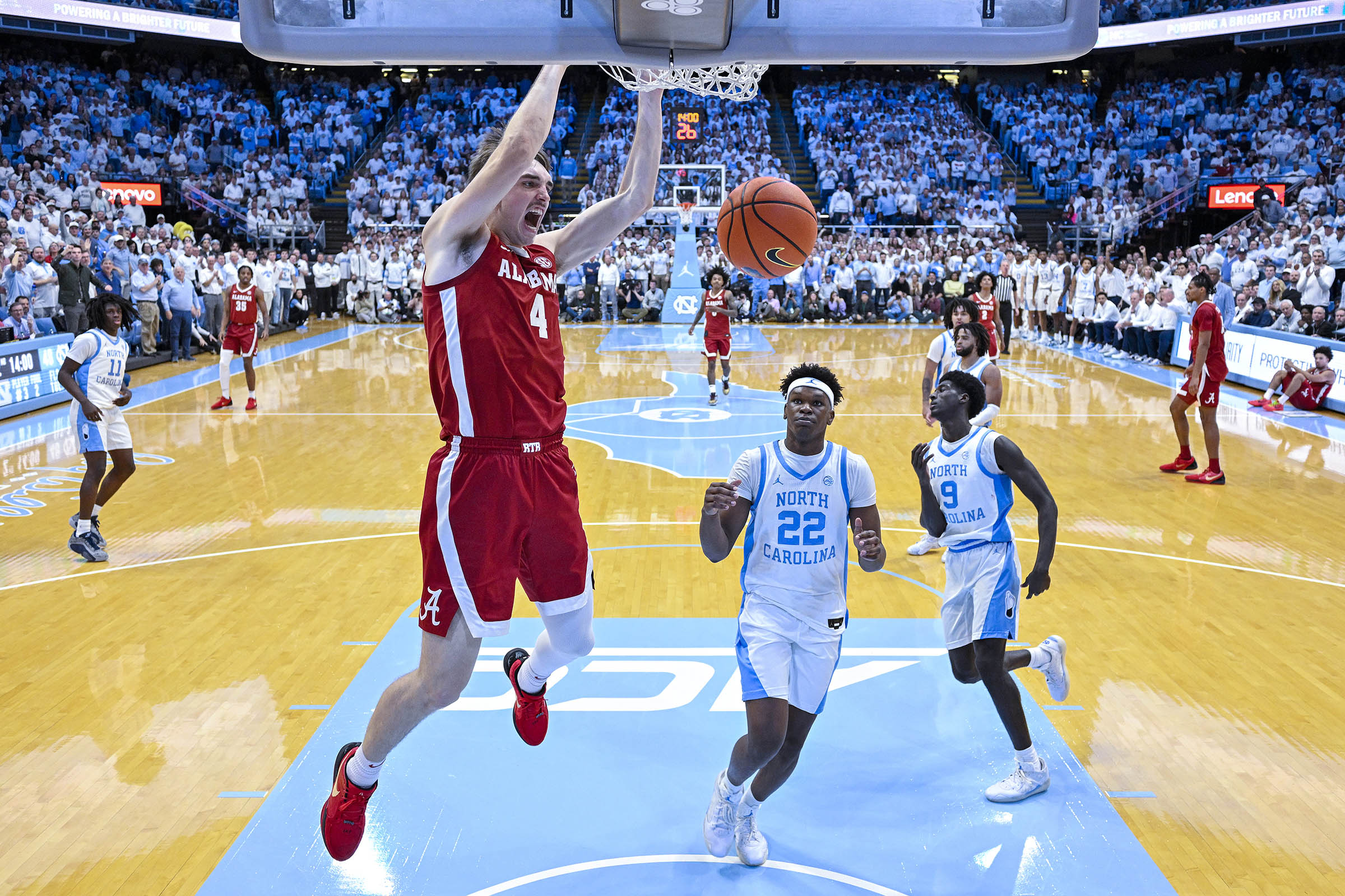 No. 10 Alabama beats No. 20 North Carolina 94-79 in the ACC-SEC Challenge