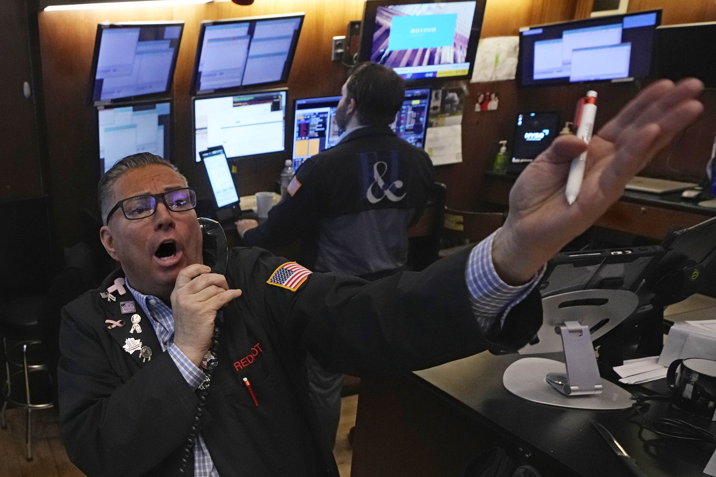 Stock market today: Wall Street ticks higher after encouraging inflation data